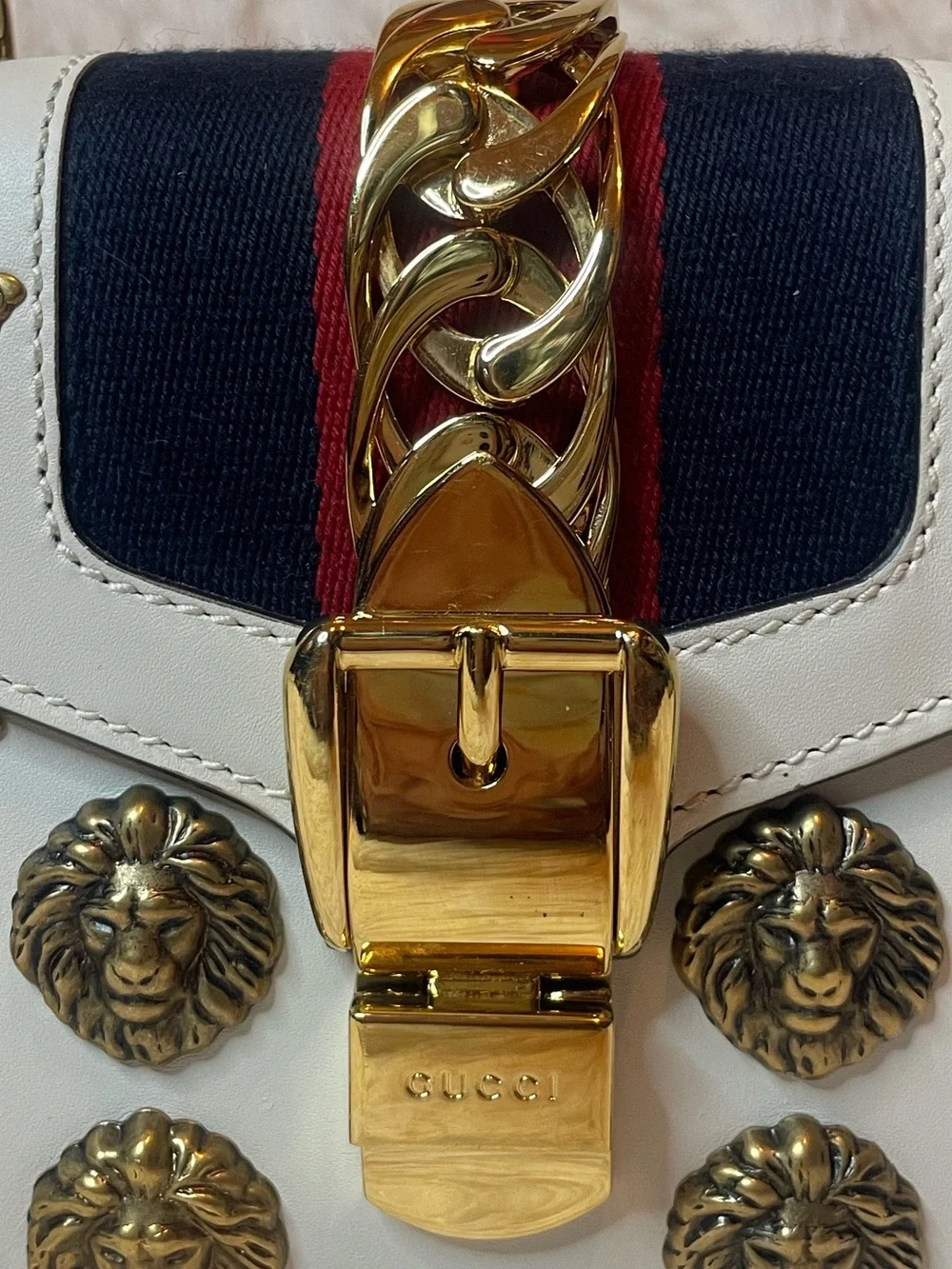 Gucci sylvie mini